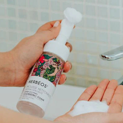 HERBÉOS – Soothing cleansing foam   170 ML